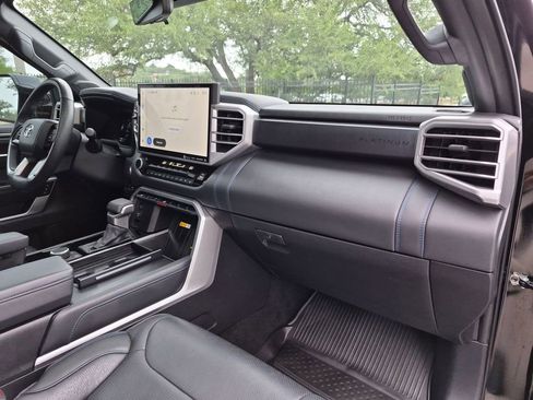 Used 2024 Toyota Sequoia Platinum RWD image 38