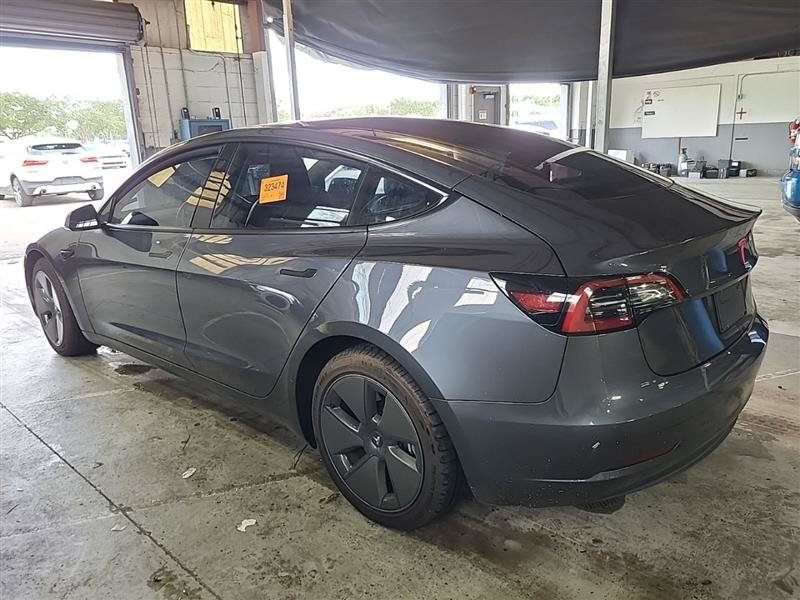 Used 2023 Tesla Model 3 Standard Range RWD image 4