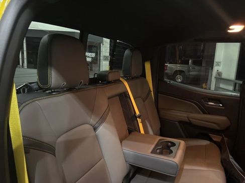 Used 2023 Chevrolet Colorado ZR2 w/ ZR2 Convenience Package III image 41