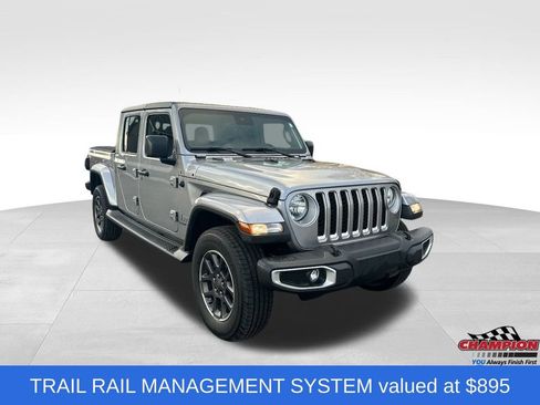 Used 2021 Jeep Gladiator Overland image 9