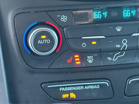 Used 2018 Ford Escape SE AWD/4WD image 17