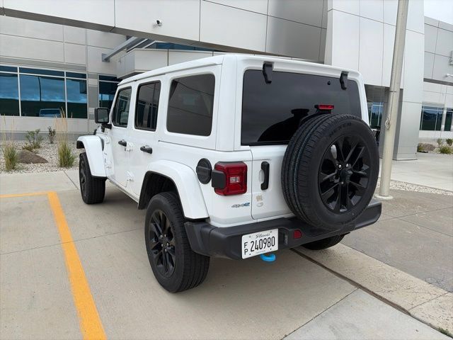 Used 2024 Jeep Wrangler Unlimited Sahara AWD/4WD image 3