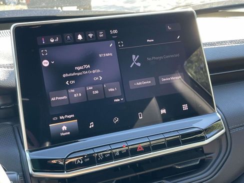 New 2026 Jeep Compass Latitude image 17