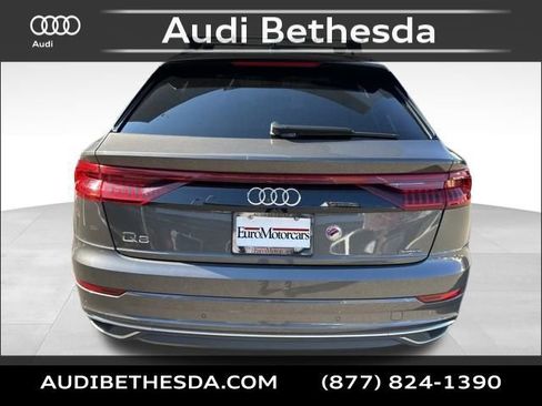 Used 2022 Audi Q8 Premium Plus image 6