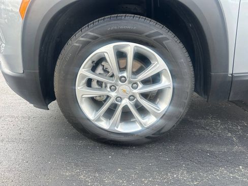 Certified 2024 Chevrolet TrailBlazer LS w/ LS Convenience Package FWD image 28