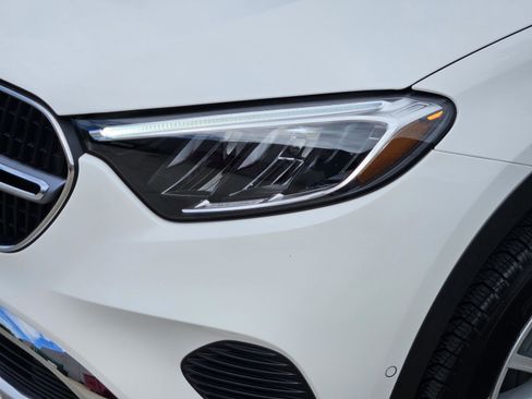 Certified 2026 Mercedes-Benz GLC 300 image 25