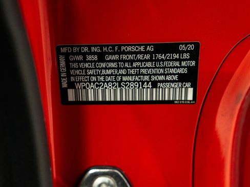 Used 2020 Porsche 718 Cayman GT4 RWD image 19