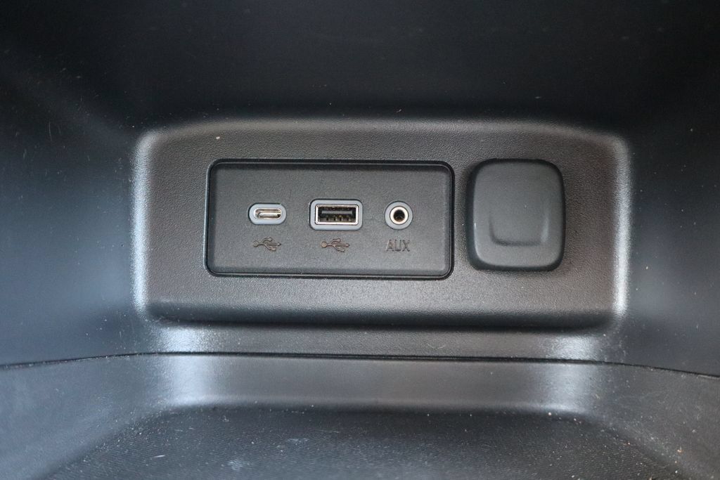 Used 2019 Chevrolet Equinox LS w/ LS Convenience Package AWD/4WD image 15
