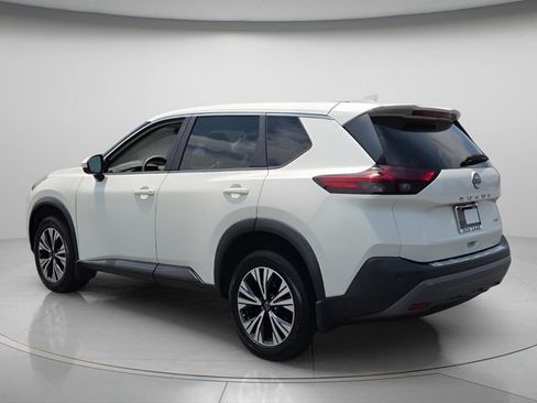 Used 2023 Nissan Rogue SV FWD image 6