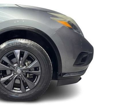 Used 2018 Nissan Murano SV w/ Premium Package FWD image 8
