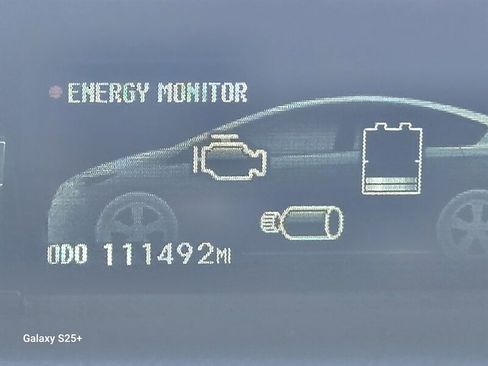 Used 2014 Toyota Prius image 37