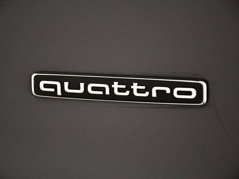 Certified 2023 Audi Q5 2.0T Premium Plus w/ Premium Plus Package image 10