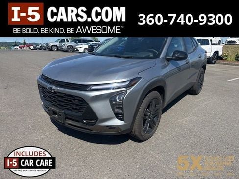 Used 2026 Chevrolet Trax ACTIV w/ Driver Confidence Package FWD image 1