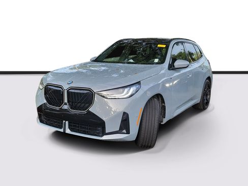 Used 2026 BMW X3 xDrive30i w/ Premium Package AWD/4WD image 3