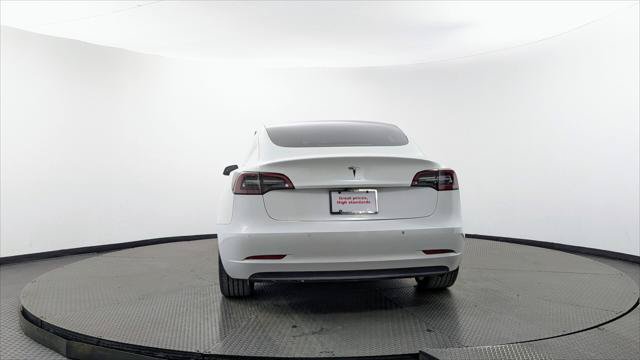 Used 2018 Tesla Model 3 Long Range RWD image 7