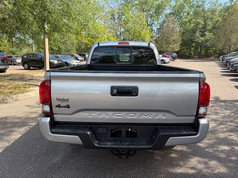 Used 2022 Toyota Tacoma SR w/ SX Package image 5