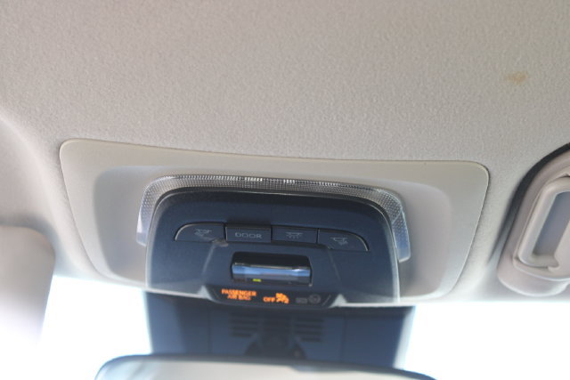 Used 2024 Toyota Corolla LE w/ LE Convenience Package FWD image 17