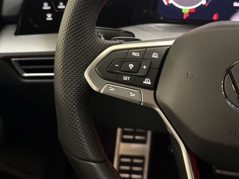 New 2026 Volkswagen GTI SE FWD image 29