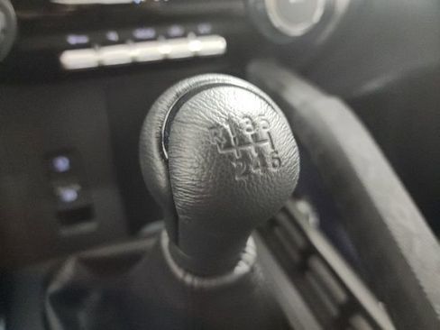 Used 2025 Toyota Tacoma TRD Sport image 34