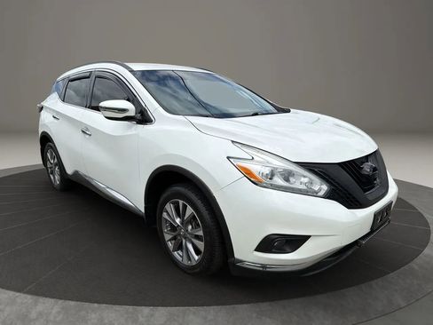Used 2016 Nissan Murano SV AWD/4WD image 3