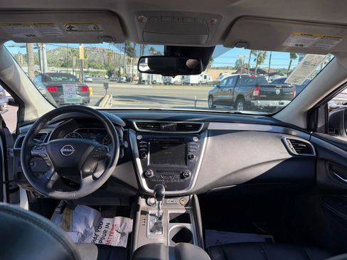 Used 2023 Nissan Murano SV image 22