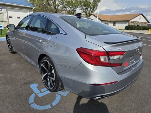 Used 2022 Honda Accord Sport image 5