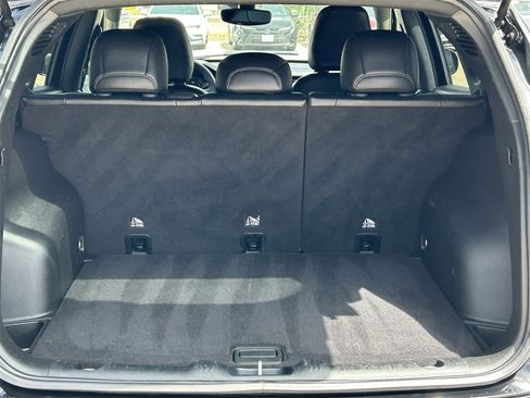 Used 2024 Jeep Compass Trailhawk image 15