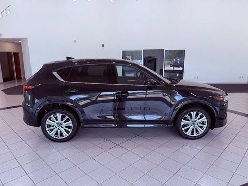 Used 2023 MAZDA CX-5 Signature AWD/4WD image 17