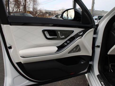 Used 2025 Mercedes-Benz S 63 AMG S image 7