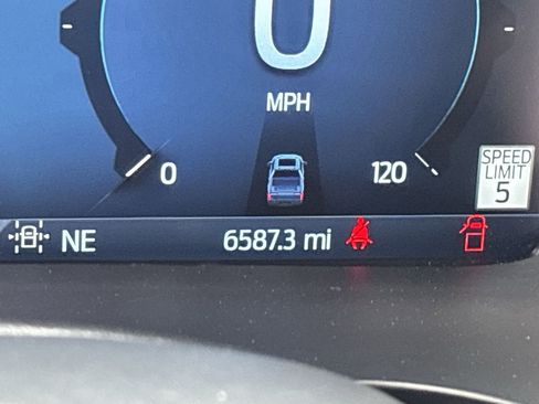 Used 2025 Ford F150 Lariat w/ Equipment Group 502A High image 35