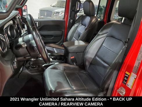 Used 2021 Jeep Wrangler Unlimited Sahara AWD/4WD image 6