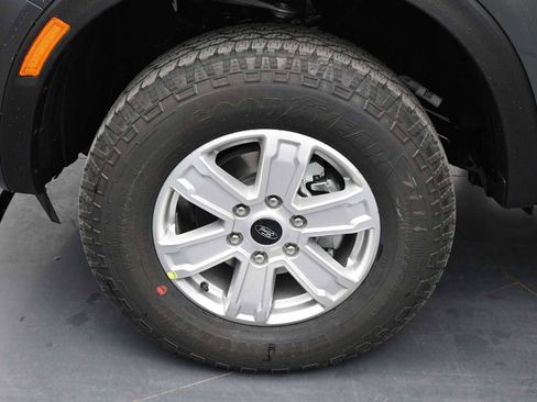 New 2025 Ford Ranger XL image 11