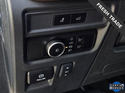 Used 2023 Ford Expedition Max Limited image 23