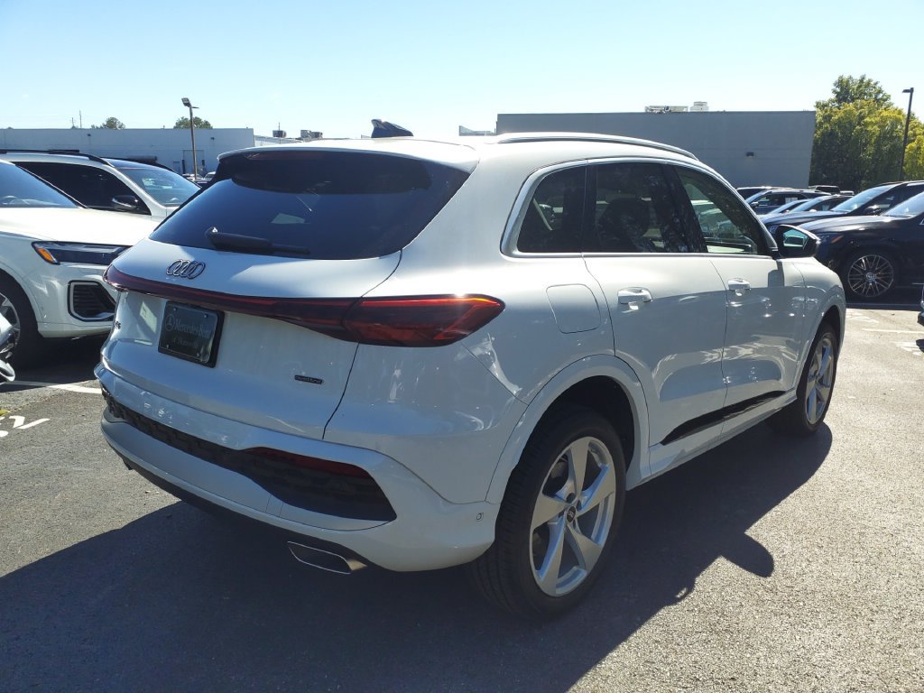 Used 2025 Audi Q5 Premium Plus AWD/4WD image 7