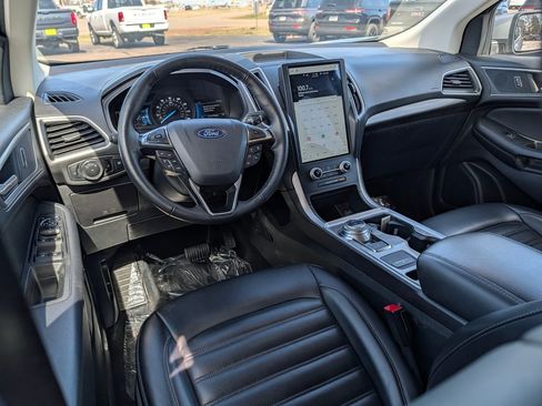 Used 2024 Ford Edge SEL image 17