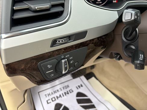 Used 2019 Audi Q7 2.0T Premium Plus image 16