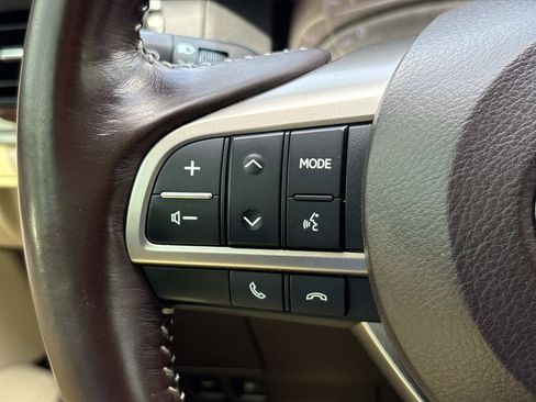 Used 2017 Lexus ES 350 w/ Luxury Package FWD image 18