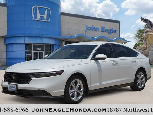 Certified 2023 Honda Accord LX image 1