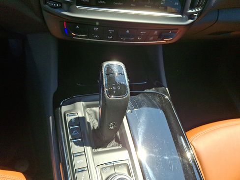 Certified 2023 Maserati Levante GT AWD/4WD image 15