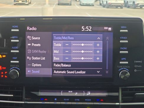 Used 2021 Toyota Sienna XLE image 15