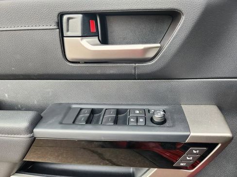 Used 2025 Toyota Tundra Limited image 14