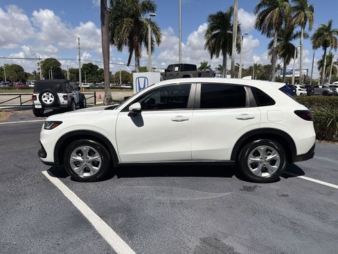 Certified 2024 Honda HR-V LX image 5