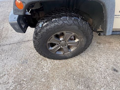 Used 2018 Jeep Wrangler Unlimited Rubicon AWD/4WD image 10