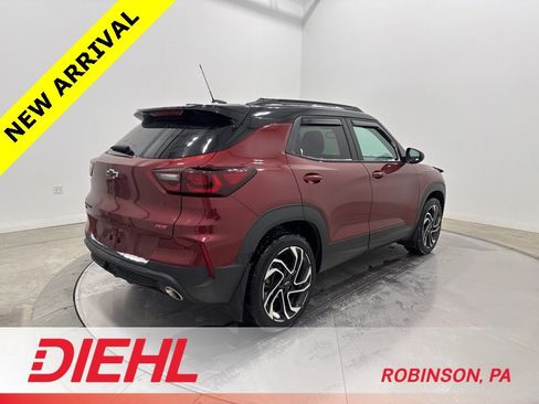 Used 2025 Chevrolet TrailBlazer RS w/ Convenience Package image 7