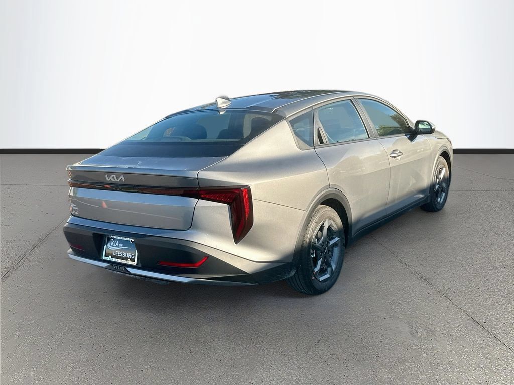 New 2026 Kia K4 FWD image 7