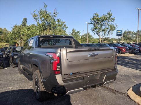 New 2026 Chevrolet Silverado EV Trail Boss w/ Premium Package image 6