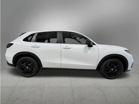 New 2027 Honda HR-V Sport image 8