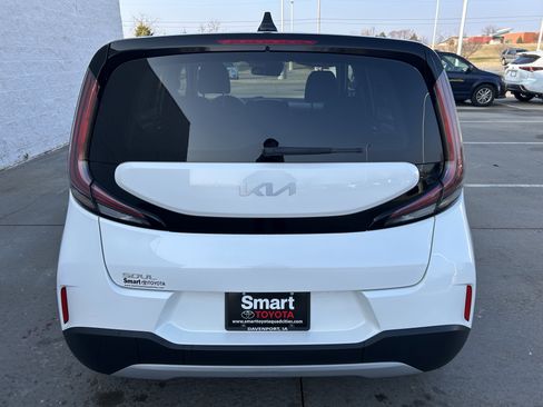 Used 2024 Kia Soul LX w/ Option Group 015 image 5