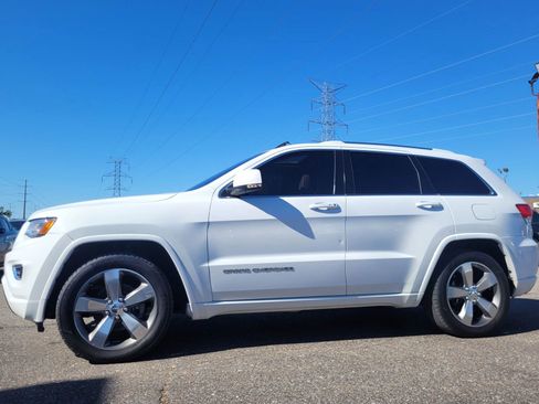 Used 2016 Jeep Grand Cherokee Overland image 9