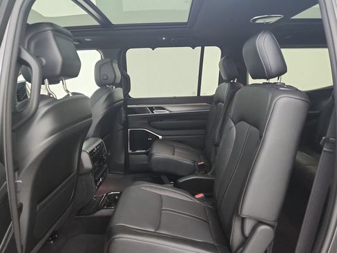 New 2026 Jeep Grand Wagoneer Limited AWD/4WD image 30